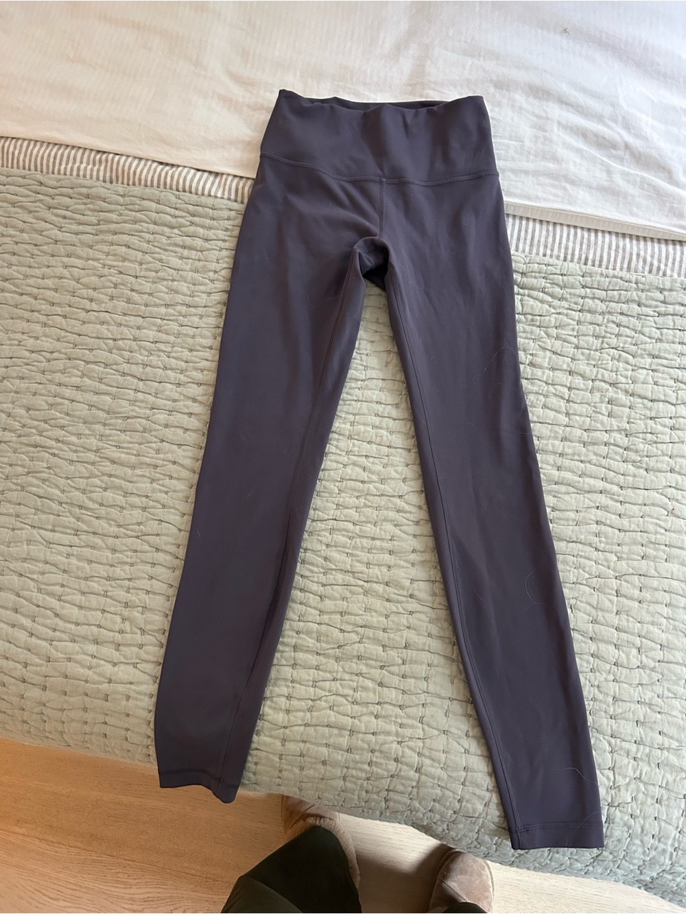 Lululemon Wundertrain High Rise Tight in Colour Nightfall